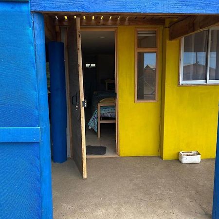 Pichidangui, Los Chincoles Pieza Independiente Con Bano Privado 1 Persona Obs Altura De La Habitacion 1 65 Cm Exterior foto