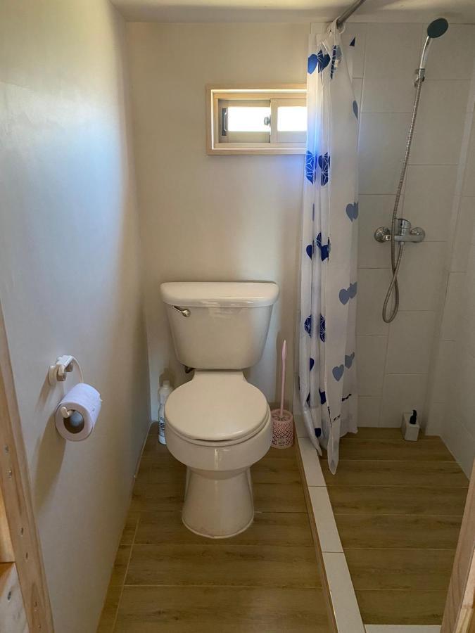 Pichidangui, Los Chincoles Pieza Independiente Con Bano Privado 1 Persona Obs Altura De La Habitacion 1 65 Cm Exterior foto